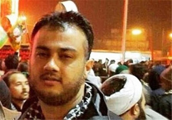 صور مثيرة لاحمدي نجاد يبكي حارسه الشخصي المقتول في سوريا صورة رقم 12 صور مثيرة لاحمدي نجاد يبكي حارسه الشخصي المقتول في سوريا صورة رقم 12