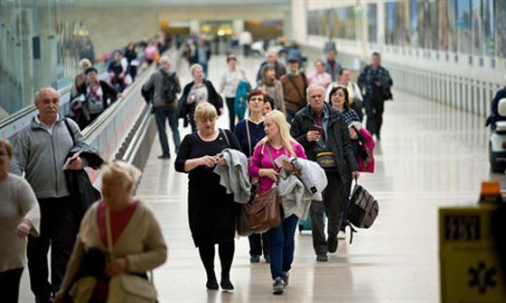 طيار اسباني يغضب الاسرائيليين بقوله نهبط في فلسطين بدل اسرائيل صورة رقم 4 طيار اسباني يغضب الاسرائيليين بقوله نهبط في فلسطين بدل اسرائيل صورة رقم 4