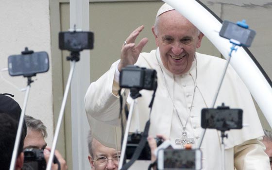 احتفال فاتيكاني مشع بوثيقة تحول اليهود من اعداء الى اصدقاء صورة رقم 4 احتفال فاتيكاني مشع بوثيقة تحول اليهود من اعداء الى اصدقاء صورة رقم 4