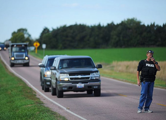 نيويورك: اطلاق نار داخل مدرسة يسفر عن اصابات واعتقالات صورة رقم 5 نيويورك: اطلاق نار داخل مدرسة يسفر عن اصابات واعتقالات صورة رقم 5
