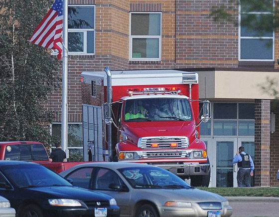 نيويورك: اطلاق نار داخل مدرسة يسفر عن اصابات واعتقالات صورة رقم 8 نيويورك: اطلاق نار داخل مدرسة يسفر عن اصابات واعتقالات صورة رقم 8