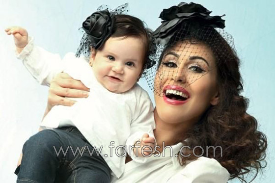 صور فنانات عربيات مع بناتهن: شيرين، اصالة، نانسي، مايا دياب، ديانا حداد ومي سليم صورة رقم 2