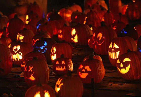 جندي امريكي يدخل قاعدة عسكرية بزي انتحاري ويثير الذعر بعيد الهالوين صورة رقم 1 جندي امريكي يدخل قاعدة عسكرية بزي انتحاري ويثير الذعر بعيد الهالوين صورة رقم 1