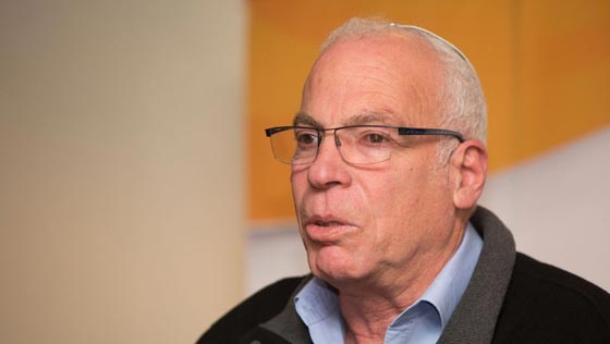 وزير اسرائيلي يقترح ترحيل الكلاب والقطط الضالة ويثير موجة غضب صورة رقم 1