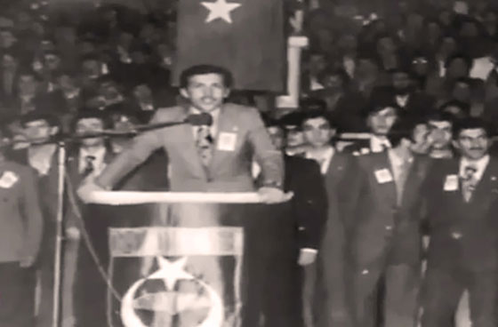 محطات بارزة في حياة اردوغان.. بائع بطيخ اصبح رئيسا لتركيا صورة رقم 12