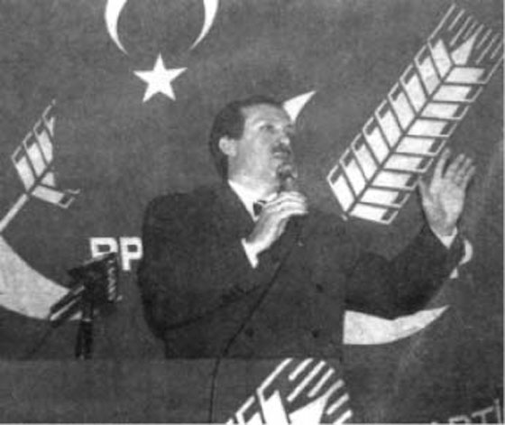 محطات بارزة في حياة اردوغان.. بائع بطيخ اصبح رئيسا لتركيا صورة رقم 3