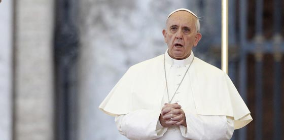  اعتقال قسيسين خانا البابا بعد تكليفهما باجراء اصلاحات في الكنيسة صورة رقم 9