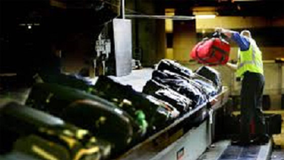 حمّال امتعة في مطار شرم الشيخ دس قنبلة في الطائرة الروسية صورة رقم 1