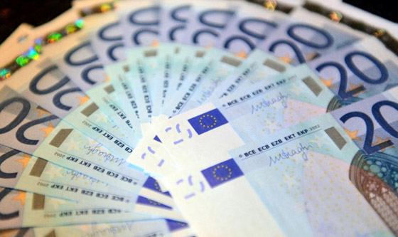 مسنة (85 عاما) تمزق مليون يورو قبل موتها.. ما السبب؟ صورة رقم 1 مسنة (85 عاما) تمزق مليون يورو قبل موتها.. ما السبب؟ صورة رقم 1