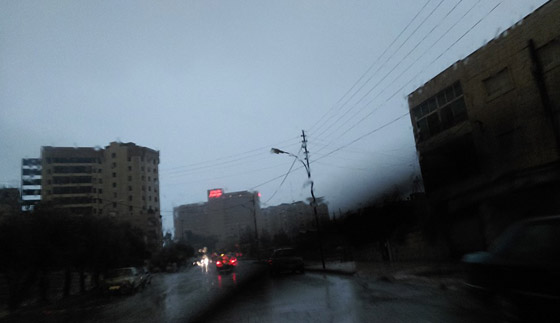 صور مرعبة.. فيضان في عمان وسقوط ضحايا غرقا صورة رقم 1