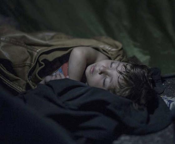 مصور سويدي يوثق ضياع احلام اللاجئين السوريين الاطفال بسبب الحرب صورة رقم 10