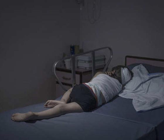 مصور سويدي يوثق ضياع احلام اللاجئين السوريين الاطفال بسبب الحرب صورة رقم 3