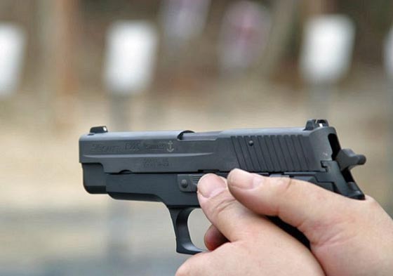 شرطي اردني يقتل مدربين امريكيين وثالث افريقي بمعسكر تدريب صورة رقم 1 شرطي اردني يقتل مدربين امريكيين وثالث افريقي بمعسكر تدريب صورة رقم 1