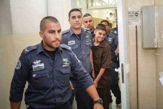 محكمة اسرائيلية تدين الطفل الفلسطيني احمد مناصرة بتهمة محاولة القتل صورة رقم 1