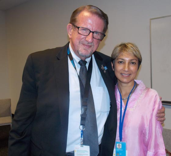 زونفيلد مسلمة متحررة تدعو الى صلاة مشتركة وحق المرأة في الإمامة صورة رقم 7