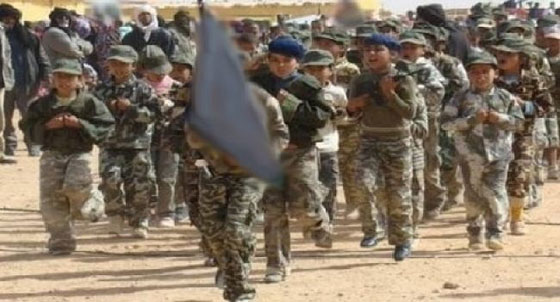 من اعماق الجحيم.. داعش درب اطفالا ايزيدين على التصويب نحو آبائهم!! صورة رقم 7