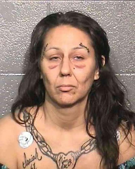 اوكلاهوما: امراة تقود سيارة مسروقة ترفض التوقف وتصطدم بشرطي صورة رقم 1