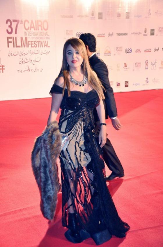 صور فنانات في مهرجان القاهرة السينمائي: بعضهن ظهرن باطلالة غير موفقة! صورة رقم 17