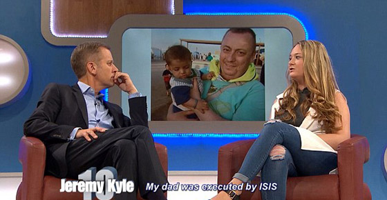 بريطانية تكتشف عملية نحر والدها على يد ذباح داعش في انستغرام صورة رقم 1 بريطانية تكتشف عملية نحر والدها على يد ذباح داعش في انستغرام صورة رقم 1