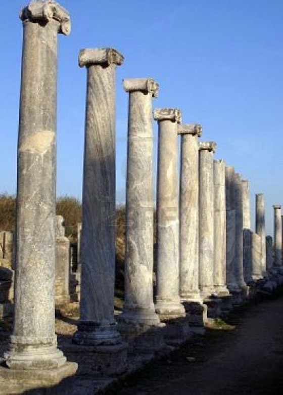 زعماء العالم يتوجهون الى جنة الارض.. تحت حماية جيشها صورة رقم 3 زعماء العالم يتوجهون الى جنة الارض.. تحت حماية جيشها صورة رقم 3