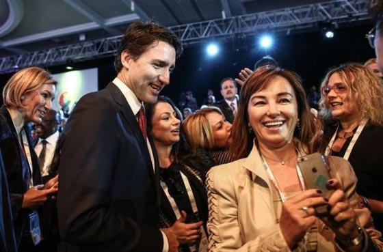  صور السيلفي تلاحق رئيس وزراء كندا الوسيم في قمة العشرين صورة رقم 4