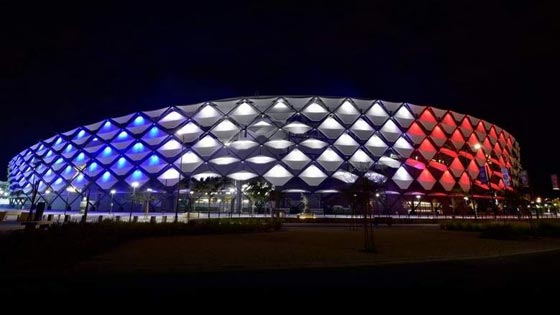 دبي تضيء اعلى ابراجها خليفة والعرب بالوان العلم الفرنسي صورة رقم 4 دبي تضيء اعلى ابراجها خليفة والعرب بالوان العلم الفرنسي صورة رقم 4