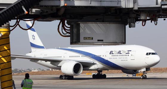 طائرة تابعة لشركة ال عال الاسرائيلية تهبط اضطراريا في مونتانا صورة رقم 1 طائرة تابعة لشركة ال عال الاسرائيلية تهبط اضطراريا في مونتانا صورة رقم 1