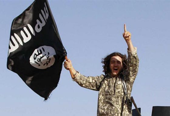 مسؤول ايطالي: داعش قد يهاجم روما بطائرات بدون طيار صورة رقم 1