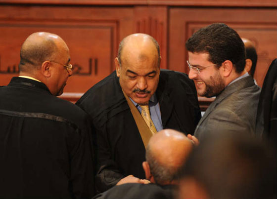 نجل مرسي يفر هاربا والشرطة المصرية تبحث عنه في كل مكان صورة رقم 5 نجل مرسي يفر هاربا والشرطة المصرية تبحث عنه في كل مكان صورة رقم 5