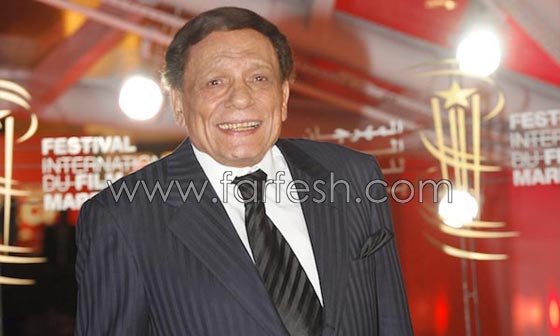 فيديو عادل امام في شرم الشيخ يحرج مراسل ويتعالى عليه!  صورة رقم 3