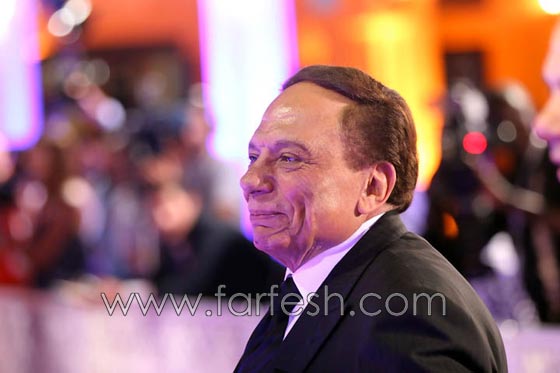 فيديو عادل امام في شرم الشيخ يحرج مراسل ويتعالى عليه!  صورة رقم 5