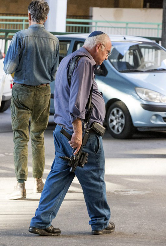 خمسة قتلى اسرائيليين في عمليتين بتل ابيب ومستوطنة غوش عتصيون صورة رقم 8 خمسة قتلى اسرائيليين في عمليتين بتل ابيب ومستوطنة غوش عتصيون صورة رقم 8