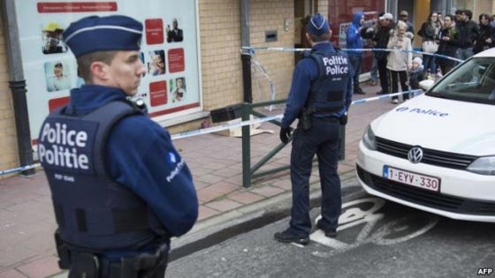 بلجيكا تعتزم الباس 800 متشدد اسلامي اساور الكترونية لتتبعهم صورة رقم 2 بلجيكا تعتزم الباس 800 متشدد اسلامي اساور الكترونية لتتبعهم صورة رقم 2