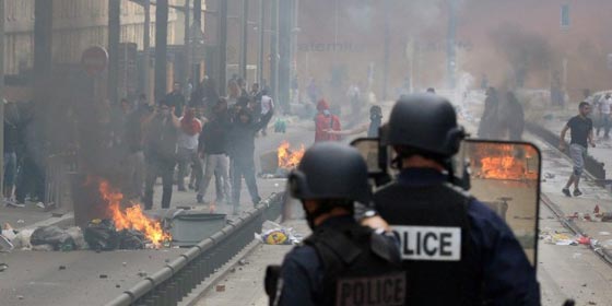 بريطانيا: مكافحة الارهاب تصدر توجيهاتها للتصرف في حالة الهجمات صورة رقم 1 بريطانيا: مكافحة الارهاب تصدر توجيهاتها للتصرف في حالة الهجمات صورة رقم 1