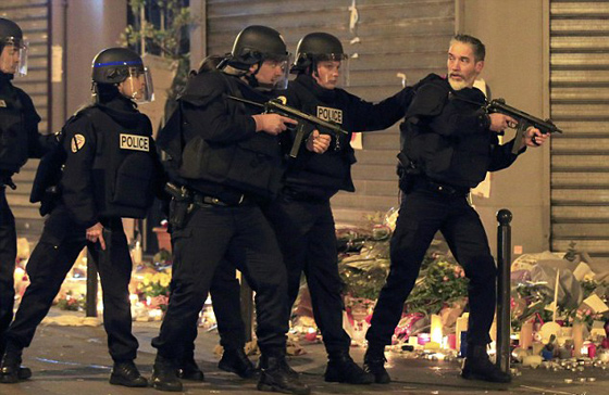 المطلوب الاول على قائمة الارهاب في بلجيكا مثلي يعاقر الخمور والحشيش صورة رقم 3 المطلوب الاول على قائمة الارهاب في بلجيكا مثلي يعاقر الخمور والحشيش صورة رقم 3