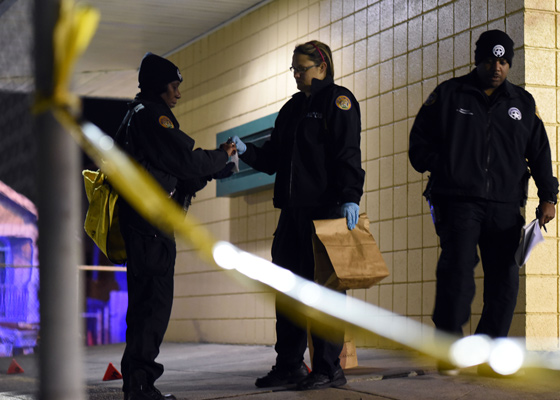 اطلاق نار على ملعب نيو اورليانز ونقل 16 شخصا الى المستشفى صورة رقم 8 اطلاق نار على ملعب نيو اورليانز ونقل 16 شخصا الى المستشفى صورة رقم 8