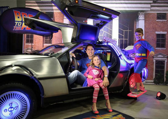 جاذبية الرئيس الكندي تجعل قلوب المراهقات تخفق من شدة الاثارة صورة رقم 21