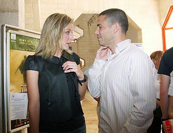 فضيحة.. رئيس البيت اليهودي في الكنيست الاسرائيلي متورط بالتحرش صورة رقم 10