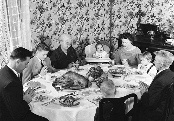  صور عيد الشكر اهم عيد امريكي يحتفل به المسيحيون المسلمون واليهود صورة رقم 1