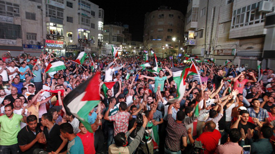 مواقع اسرائيلية تفبرك فيديوهات لتجريم الفلسطينيين وربطهم بالارهاب صورة رقم 3