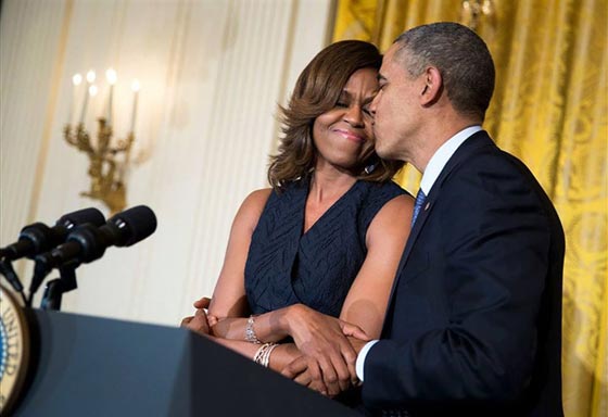  أجمل الصور الجماعية لأسرة اوباما منذ دخولها البيت الابيض صورة رقم 6
