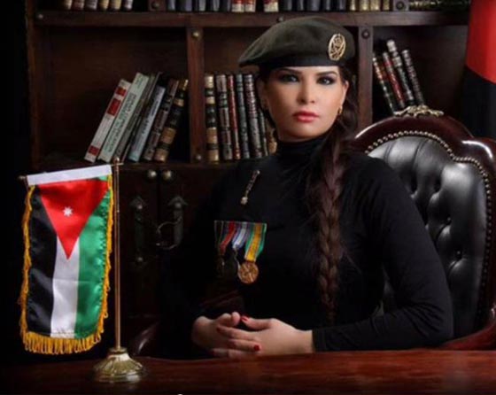 صور: ملكة جمال الأردن تحارب داعش وتنضمّ إلى قراصنة امريكيين صورة رقم 4