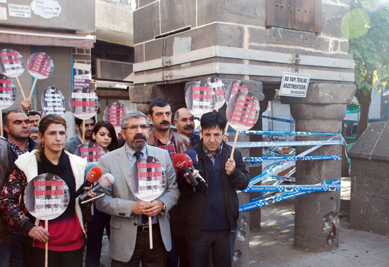 بالفيديو من تركيا.. قتلى ومصابون في هجوم على مؤتمر صحفي صورة رقم 5