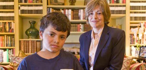 كاتبة تضع الاسرار الخاصة لاول عائلة رئاسية امريكية بين يدي العالم صورة رقم 12 كاتبة تضع الاسرار الخاصة لاول عائلة رئاسية امريكية بين يدي العالم صورة رقم 12