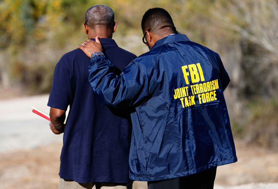 الشرطة الامريكية تفرج عن صور وتفاصيل جديدة عن مجزرة كاليفورنيا صورة رقم 21 الشرطة الامريكية تفرج عن صور وتفاصيل جديدة عن مجزرة كاليفورنيا صورة رقم 21