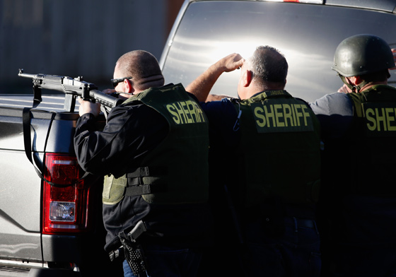 الشرطة الامريكية تفرج عن صور وتفاصيل جديدة عن مجزرة كاليفورنيا صورة رقم 28 الشرطة الامريكية تفرج عن صور وتفاصيل جديدة عن مجزرة كاليفورنيا صورة رقم 28