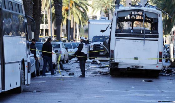 هاكر يخترق مكالمة بين قيادي داعشي ومفجر حافلة الأمن بتونس صورة رقم 6 هاكر يخترق مكالمة بين قيادي داعشي ومفجر حافلة الأمن بتونس صورة رقم 6