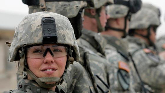 البنتاغون يفتح جميع الوظائف القتالية أمام النساء صورة رقم 1 البنتاغون يفتح جميع الوظائف القتالية أمام النساء صورة رقم 1