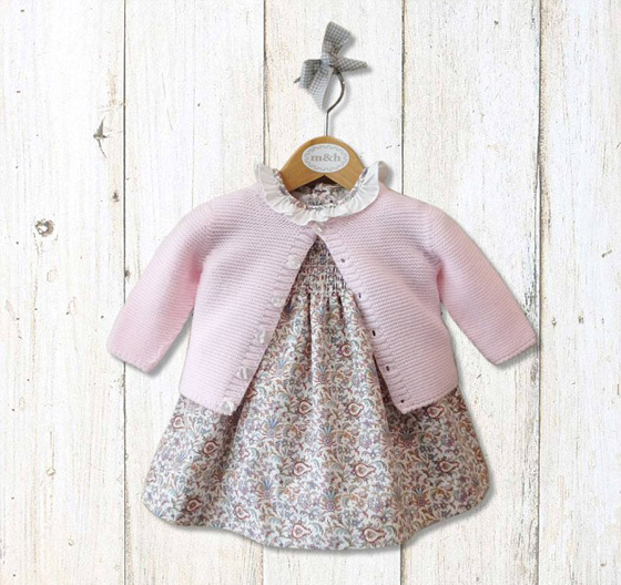 سر فستان الاميرة  شارلوت: اشترته مربيتها الاسبانية من مصممة مغمورة بـ 31 دولارا فقط! صورة رقم 6