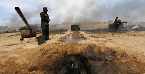 الروس للامريكيين: لماذا تغطون على تهريب النفط من اراضي الدواعش؟ صورة رقم 2 الروس للامريكيين: لماذا تغطون على تهريب النفط من اراضي الدواعش؟ صورة رقم 2